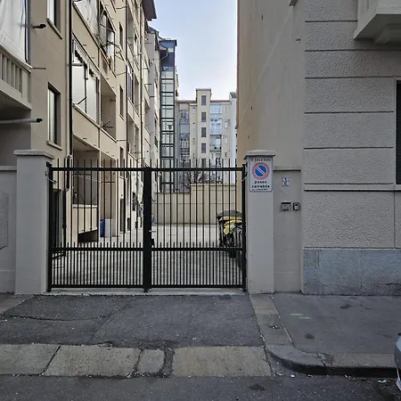 Apartment Elegant Smart *