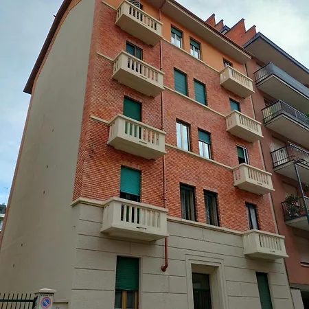 Elegant Smart Apartment Turin