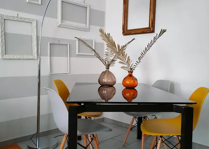 Apartment Elegant Smart *